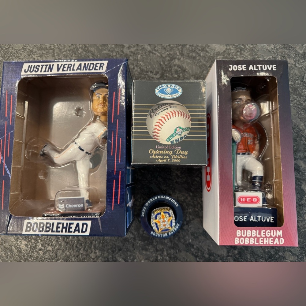 Houston Astros Bobblehead / Swag Set